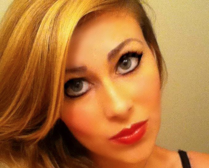 Shelley Beth Legrand Close up