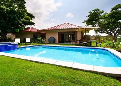 Villa-Quatro Pool
